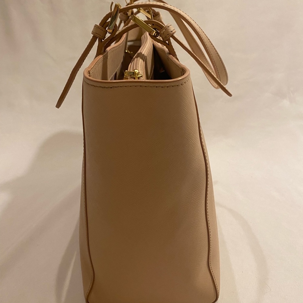 Tory Burch Cream Tote - Picture 8 of 10